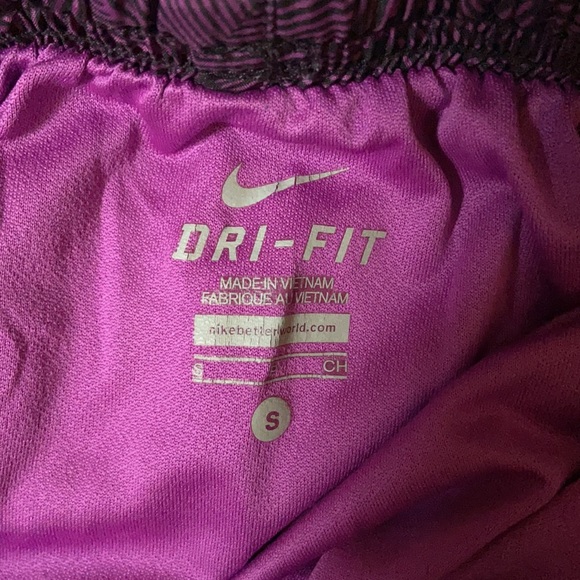Purple Pattern Nike Shorts - Picture 3 of 3